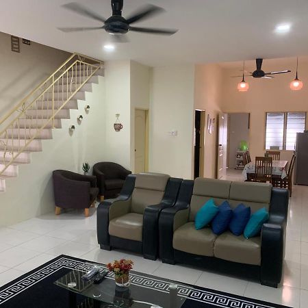 Zillqayyim Homestay Seri Iskandar Extérieur photo
