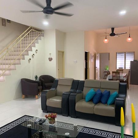 Zillqayyim Homestay Seri Iskandar Extérieur photo